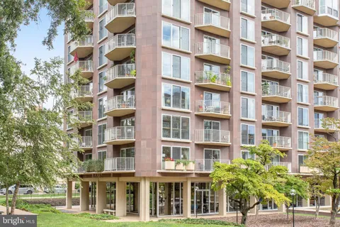 $389,900 | 510 N Street Southwest, Unit N422, Washington, DC 20024