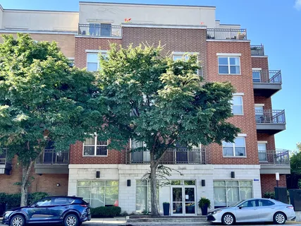 $340,000 | 1155 West Roosevelt Road, Unit 304, Chicago, IL 60608