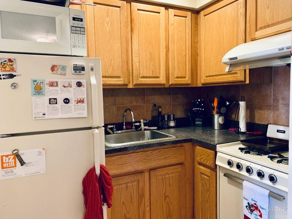 29th Street Queens, NY 11102 - Photo 6 of 10