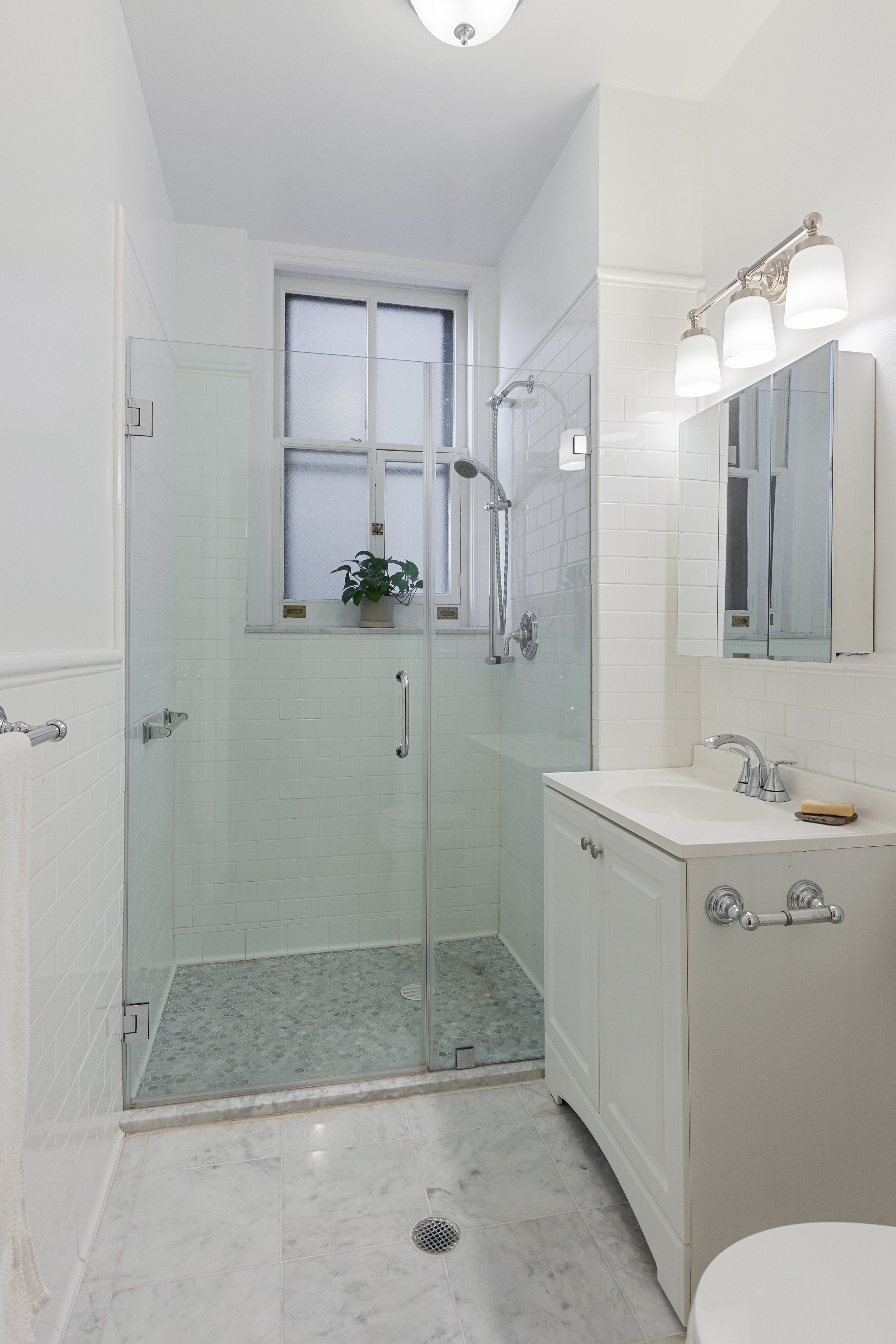 2109 Broadway, Unit 706 Manhattan, NY 10023 - Photo 5 of 10