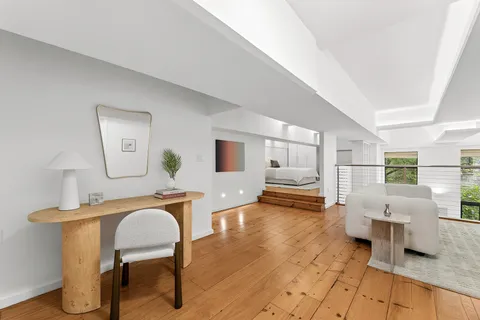 $2,250,000 | 135 West 70th Street, Unit 2E | Upper West Side