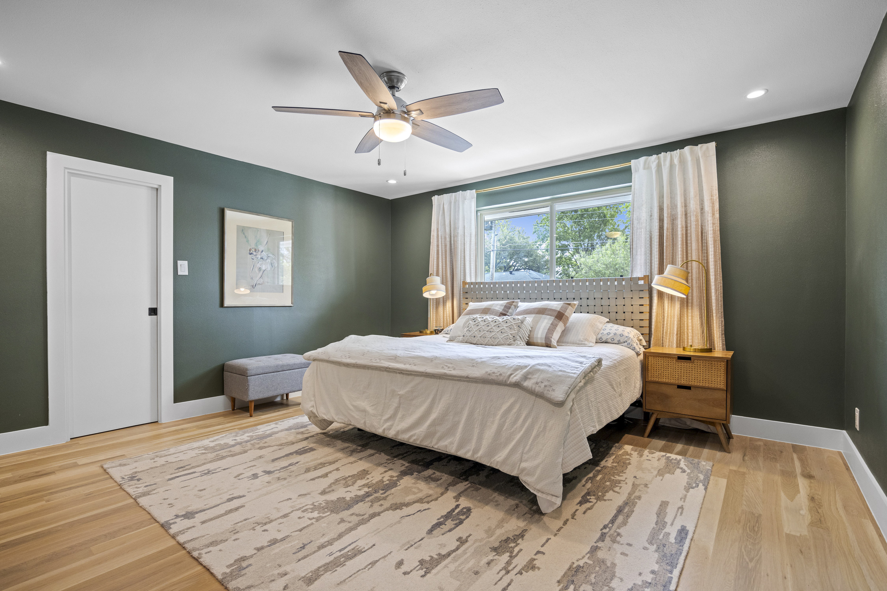 7714 Fallmeadow Lane Dallas, TX 75248 - Photo 17 of 37