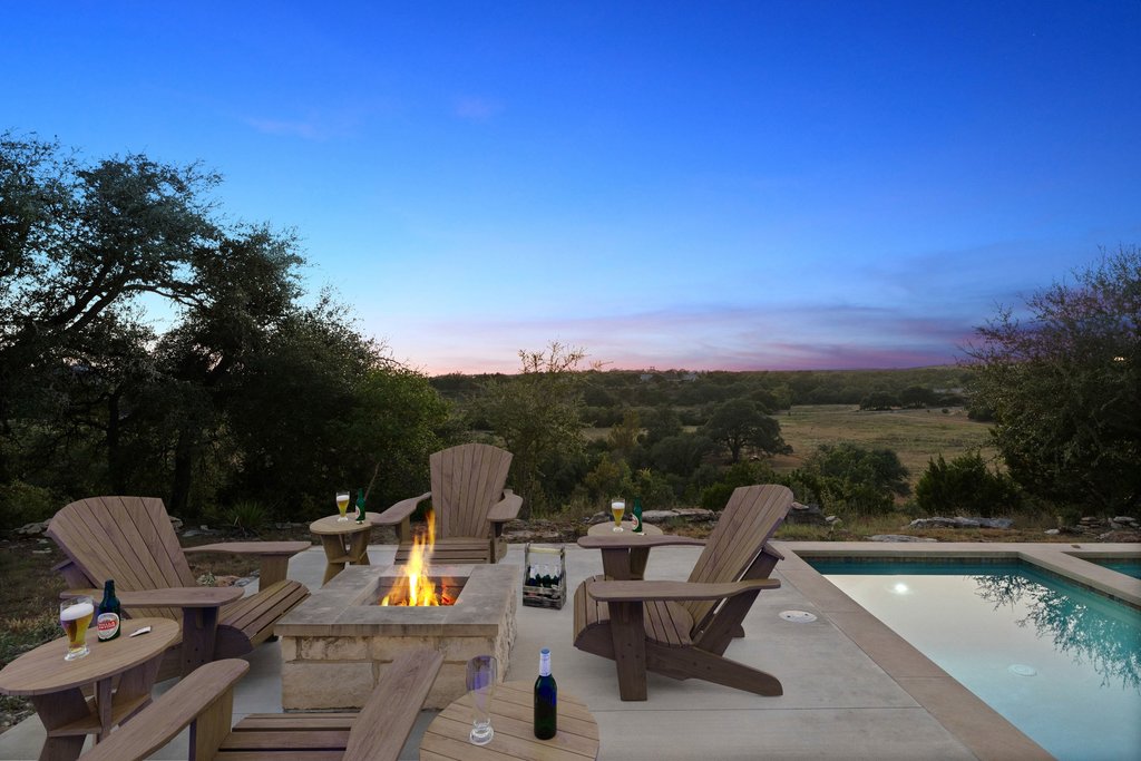 343 Pug Rippy Road Dripping Springs, TX 78620 - Photo 33 of 38 Gallery Image 33