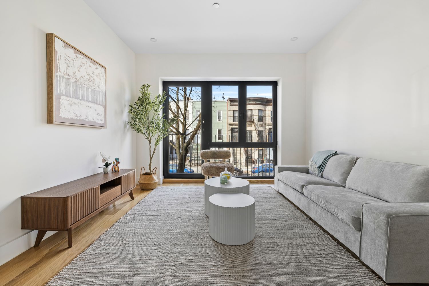 1226 Decatur Street, Unit 1R Brooklyn, NY 11207 - Photo 4 of 13 Gallery Image 4