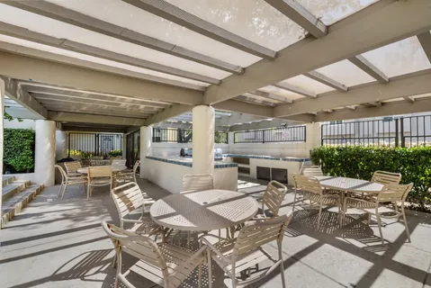$640,000 | 22327 Golden Canyon Circle, Chatsworth, CA 91311