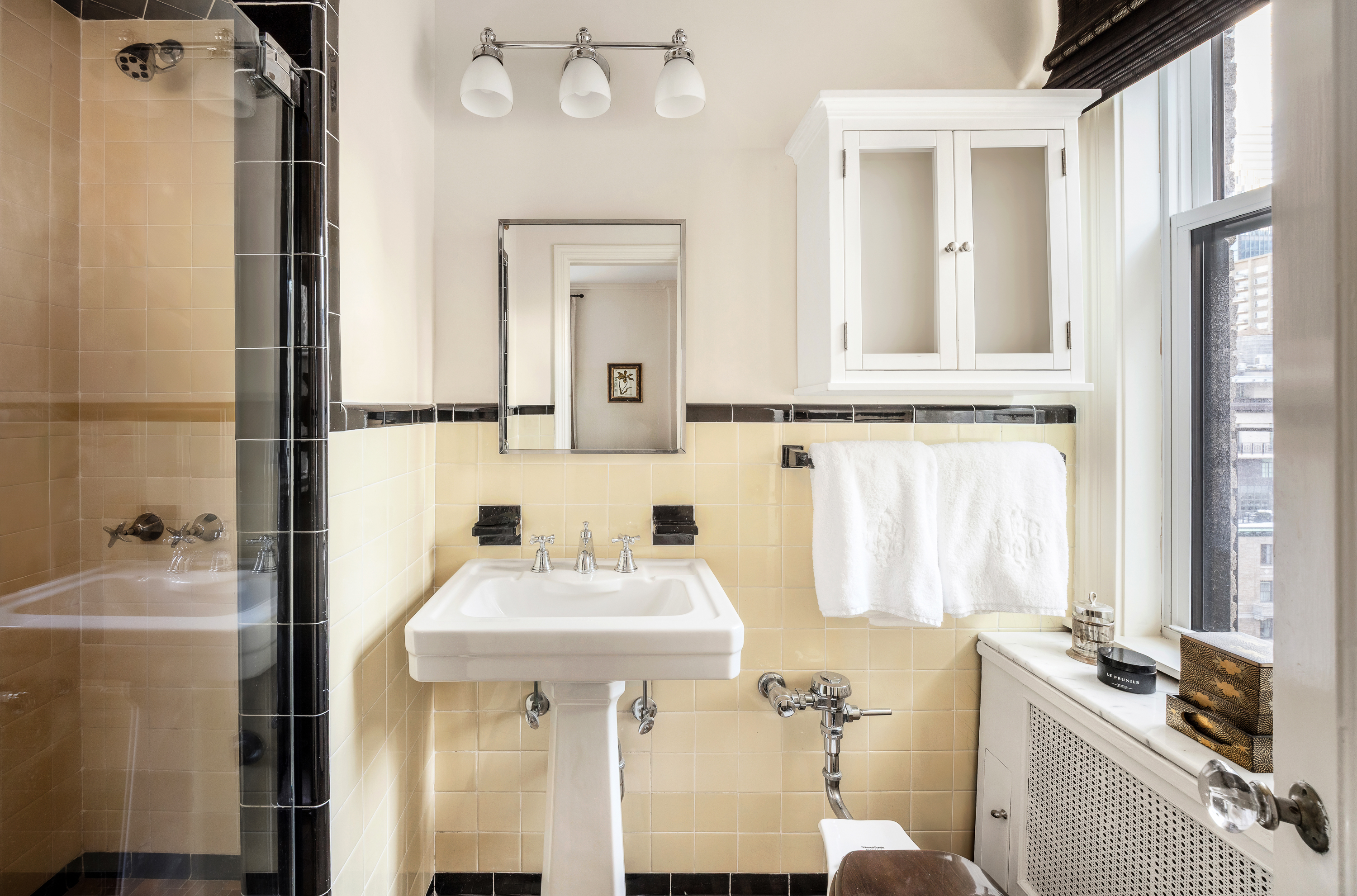 550 Park Avenue, Unit 16AE Manhattan, NY 10065 - Photo 12 of 15