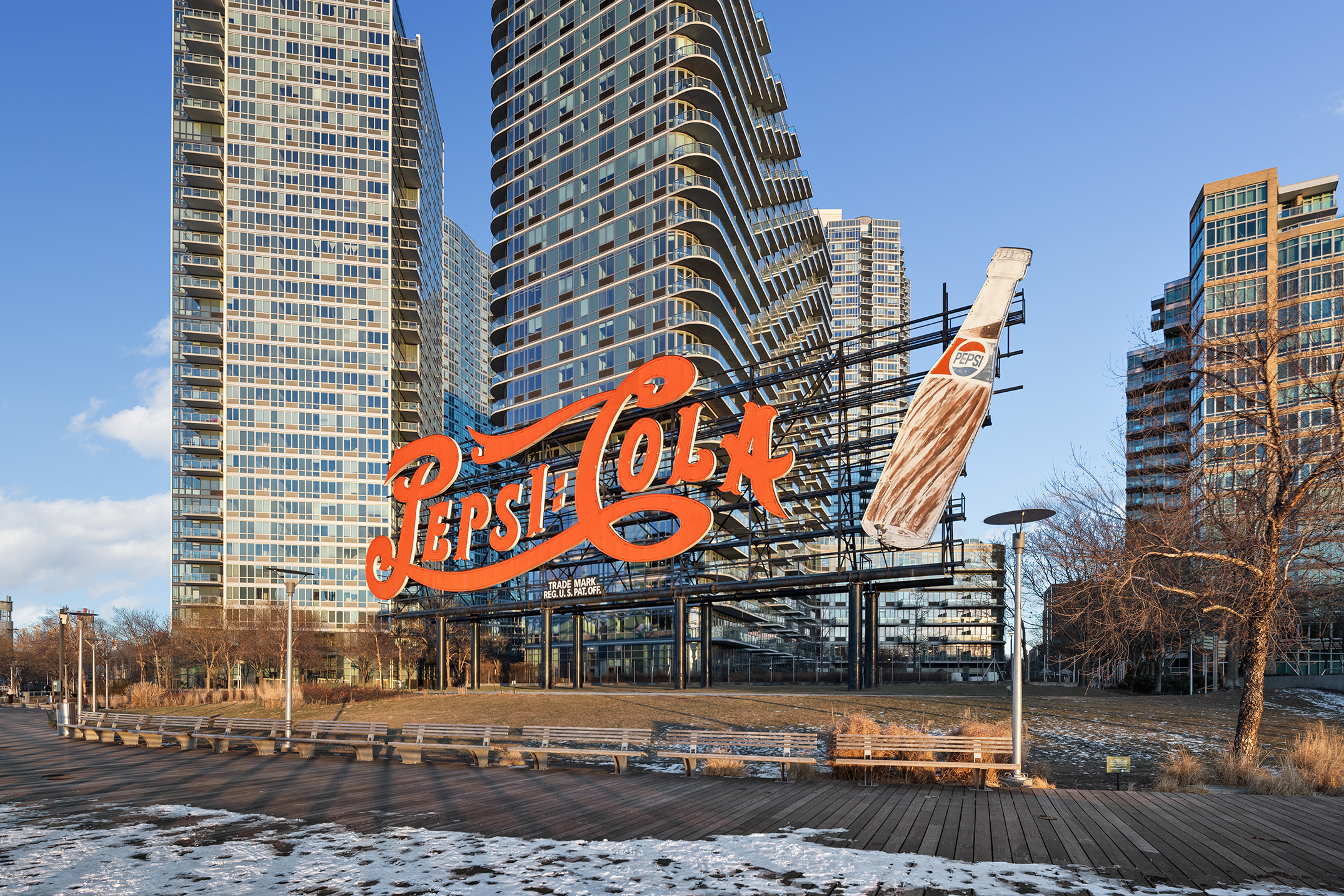 46-30 Center Boulevard, Unit PH8 Queens, NY 11109 - Photo 22 of 31 a street sign on a pole on a street