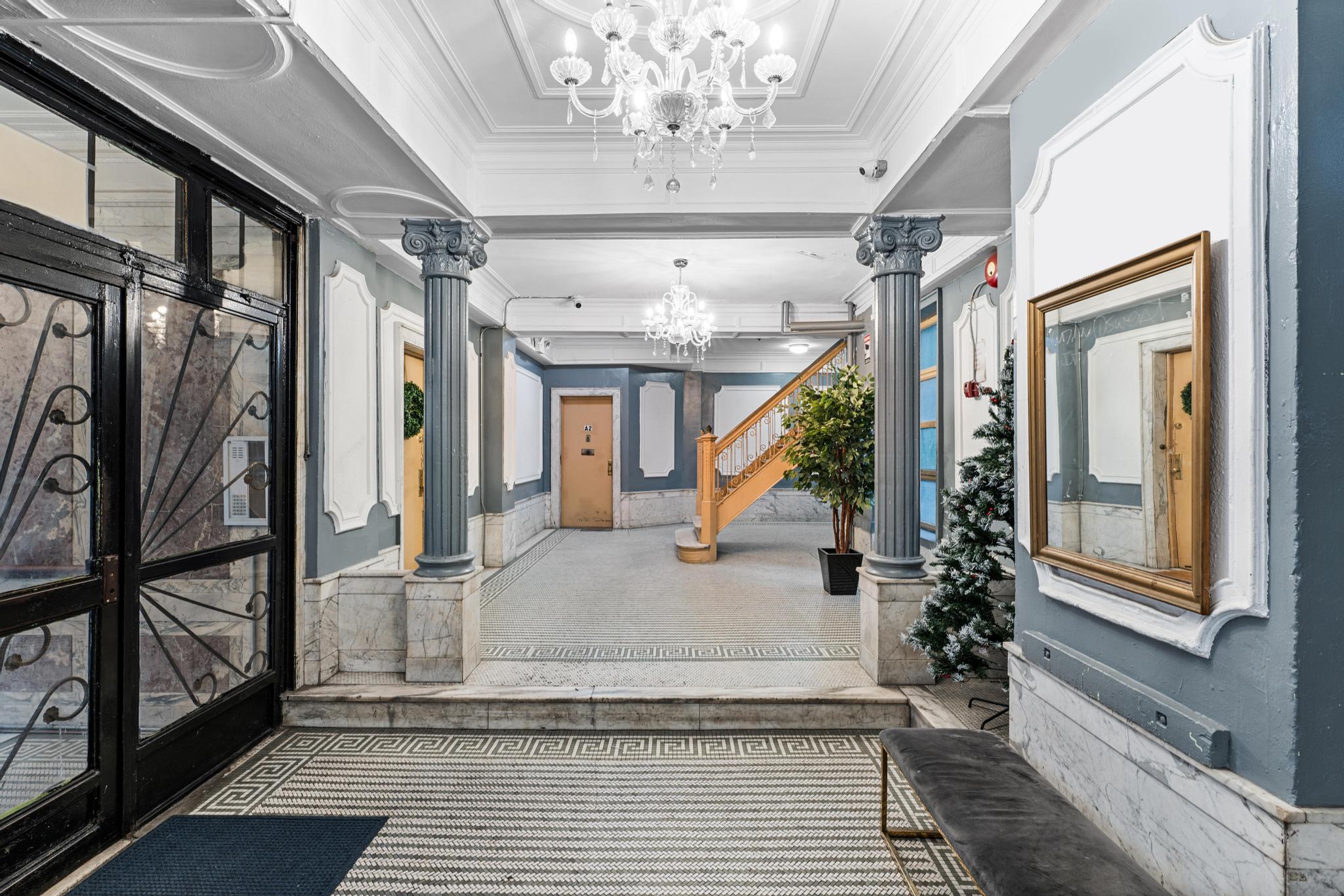 88 Brooklyn Avenue, Unit D5 Brooklyn, NY 11216 - Photo 2 of 8 a view of entryway