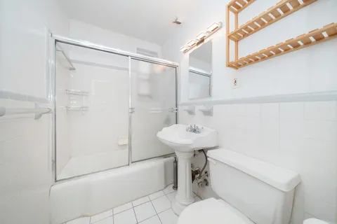$1,850 | 105-38 63rd Drive, Unit 2L | Forest Hills