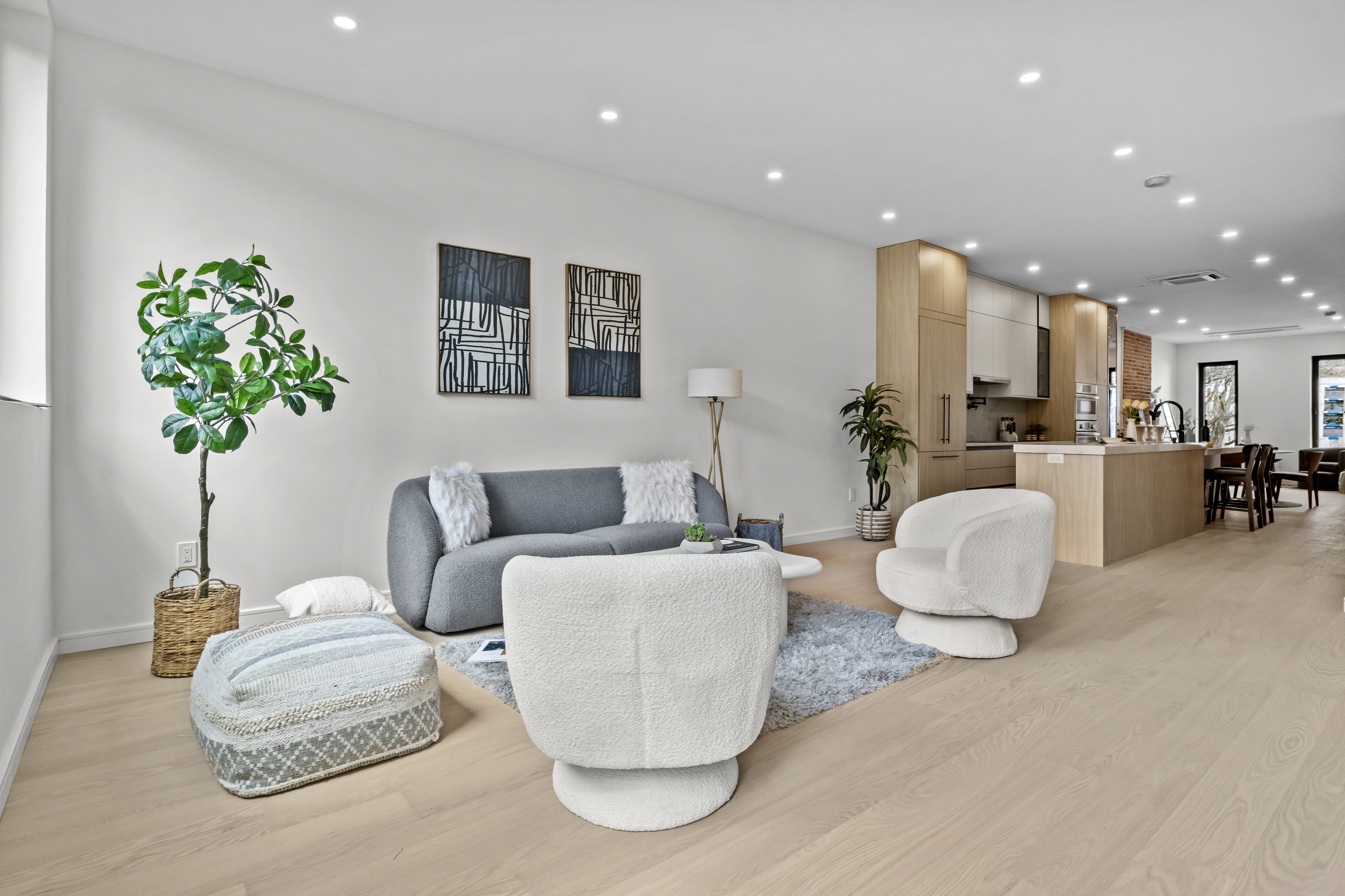 320 10th Street Brooklyn, NY 11215 - Photo 7 of 41 a living room with furniture and a potted plant