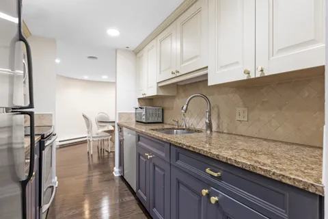$1,650,000 | 193 West Canton Street, Unit 1, Boston, MA 02116