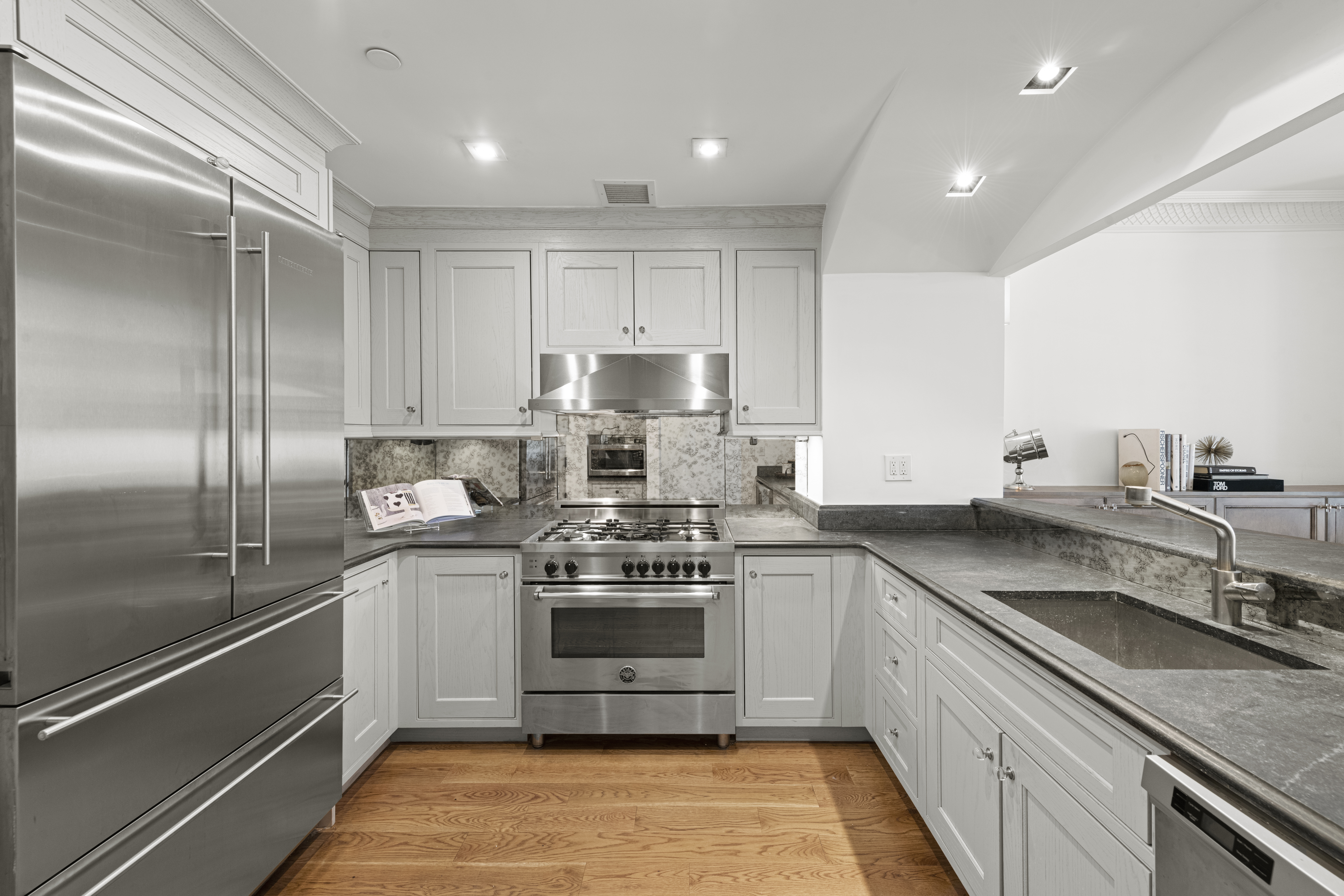 732 West End Avenue, Unit 3 Manhattan, NY 10025 - Photo 5 of 13