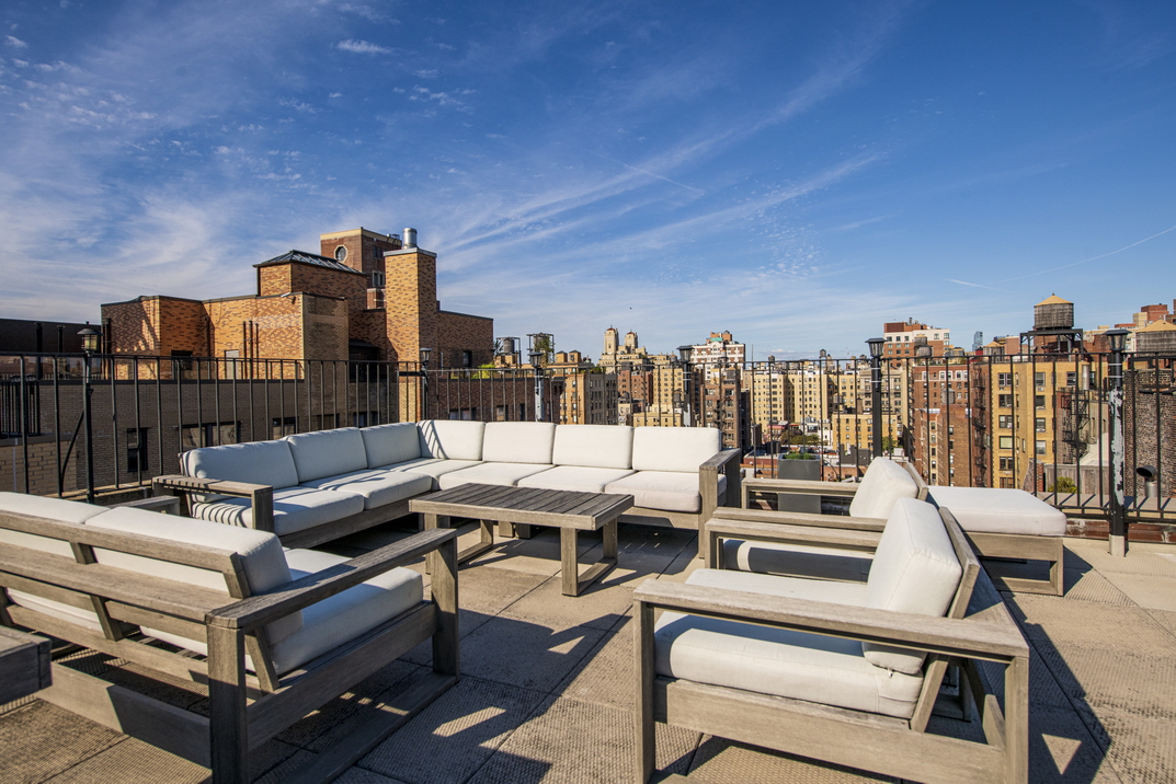 90 Riverside Drive, Unit 6G Manhattan, NY 10024 - Photo 16 of 17