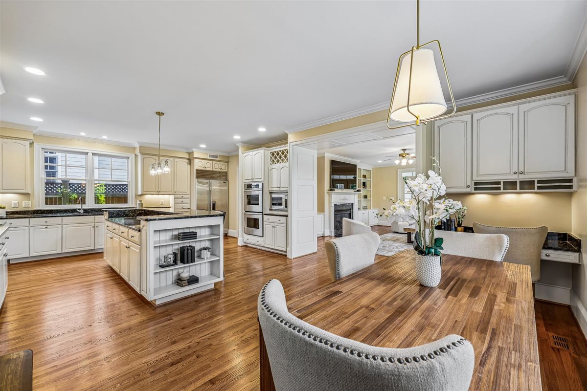 6012 Walhonding Road Bethesda, MD 20816 - Photo 17 of 59 Gallery Image 17