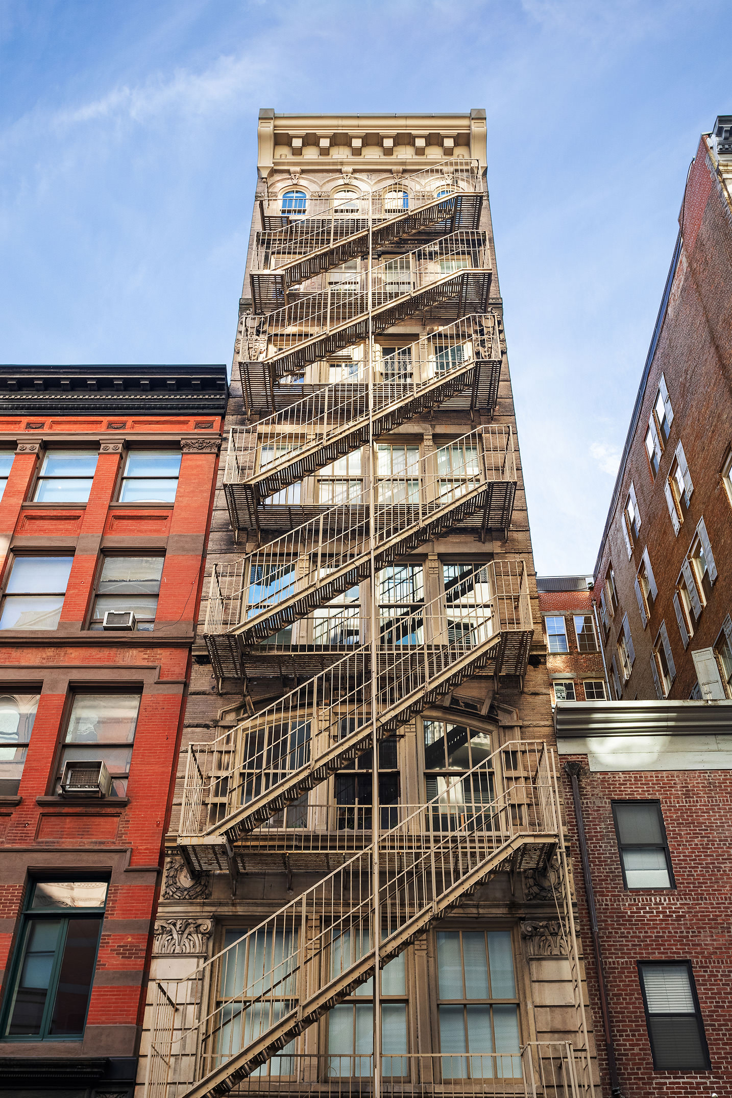 7 East 17th Street, Unit 3N Manhattan, NY 10003 - Photo 7 of 10 front view of a building