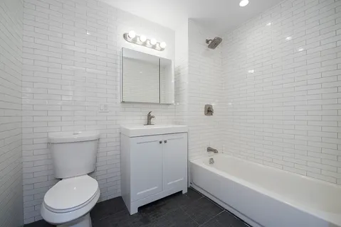 $5,695 | 203 West 19th Street, Unit 3F | Chelsea