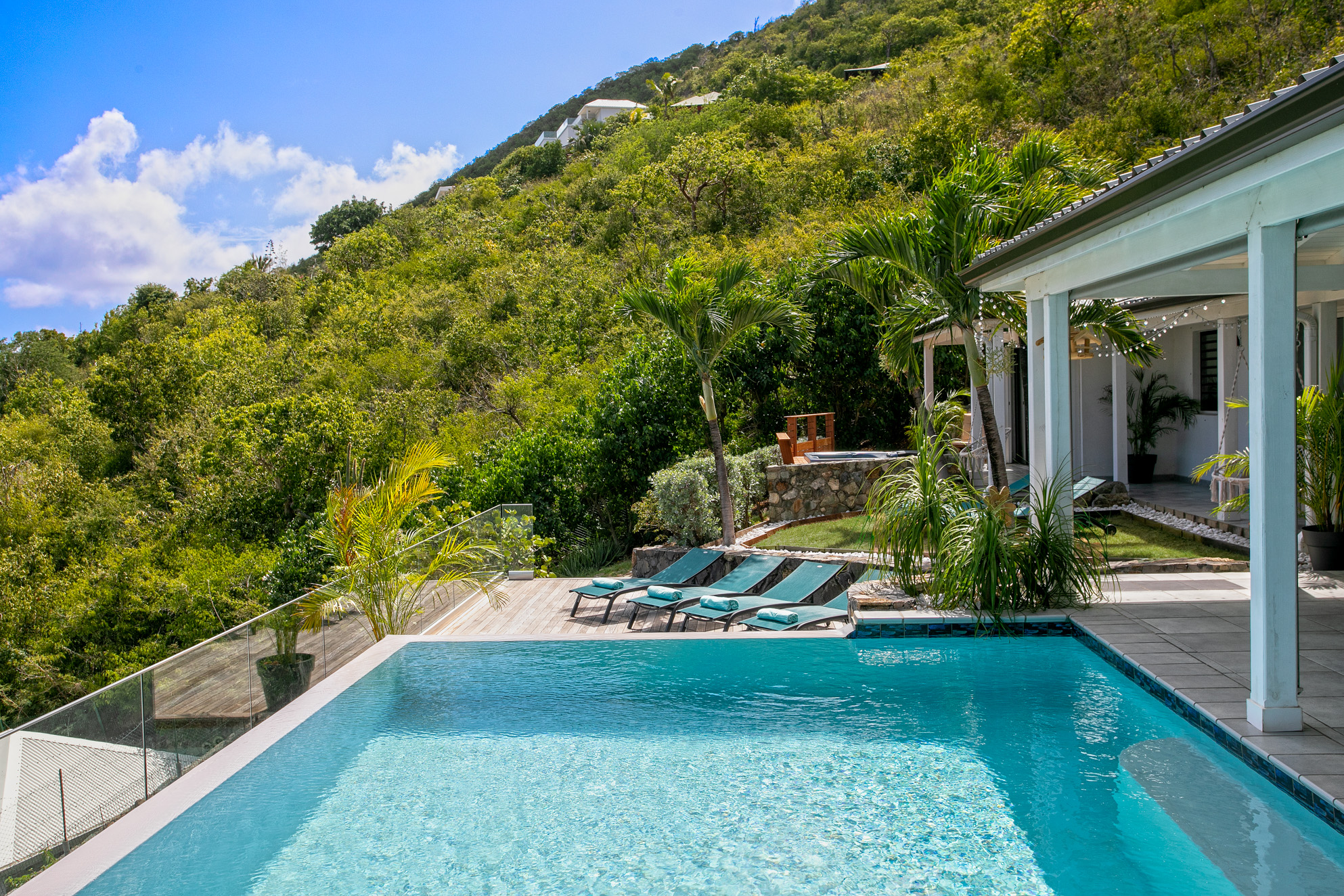 3 Rue Du Mont Vernon St. Martin, undefined 97150 - Photo 9 of 40 a view of a park with large trees