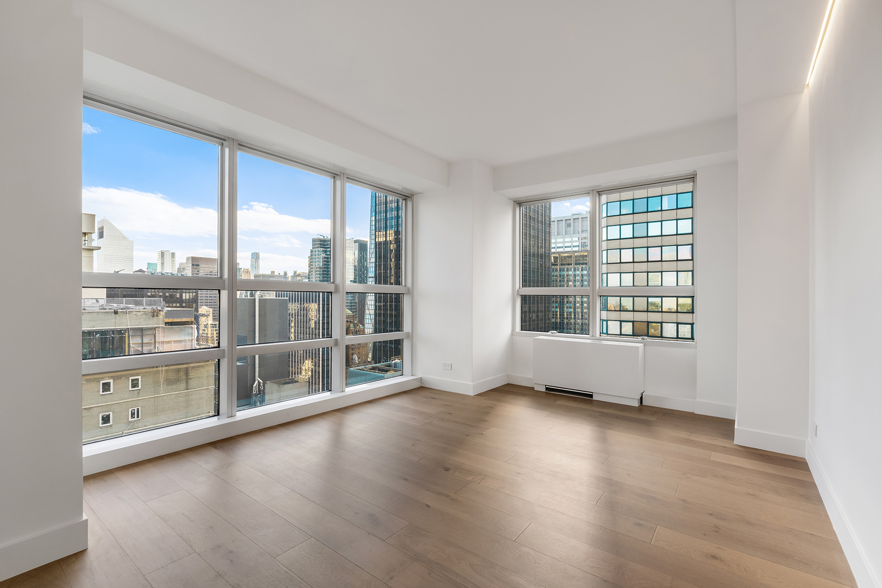 146 West 57th Street, Unit 48D Manhattan, NY 10019 - Photo 29 of 36