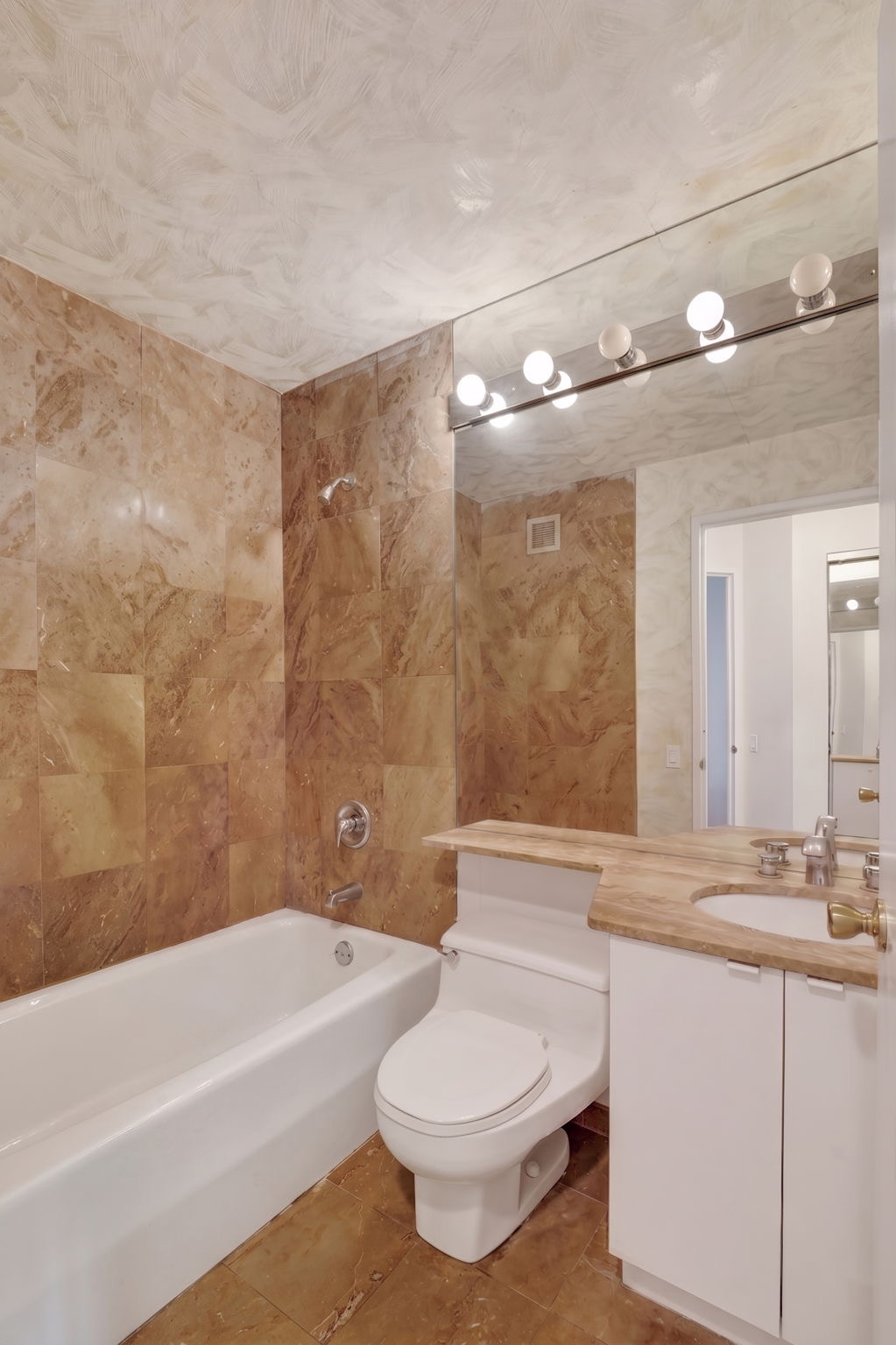 250 West 90th Street, Unit 7H Manhattan, NY 10024 - Photo 10 of 19