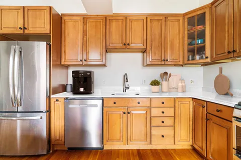$1,138,000 | 152 Harvard Street, Unit 4, Brookline, MA 02446