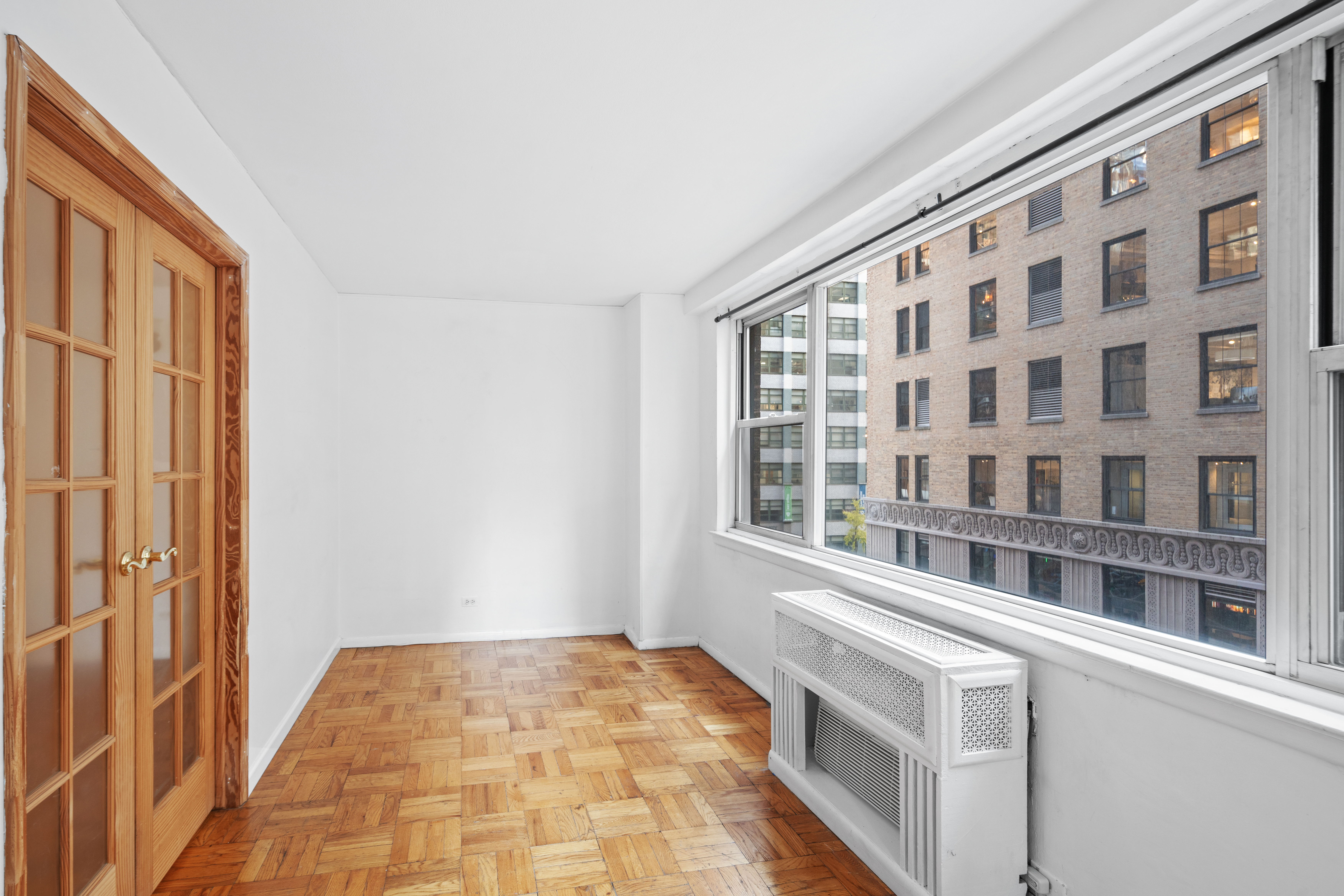 139 East 33rd Street, Unit 4H Manhattan, NY 10016 - Photo 12 of 19