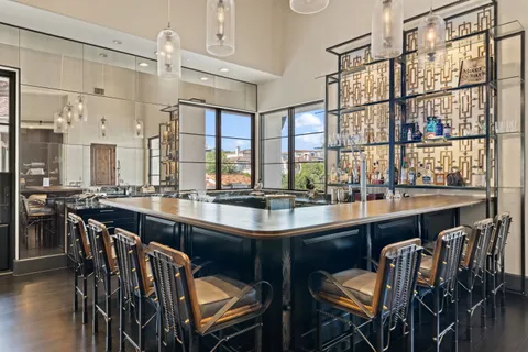 $11,900,000 | 6001 Krause Lane, Austin, TX 78738