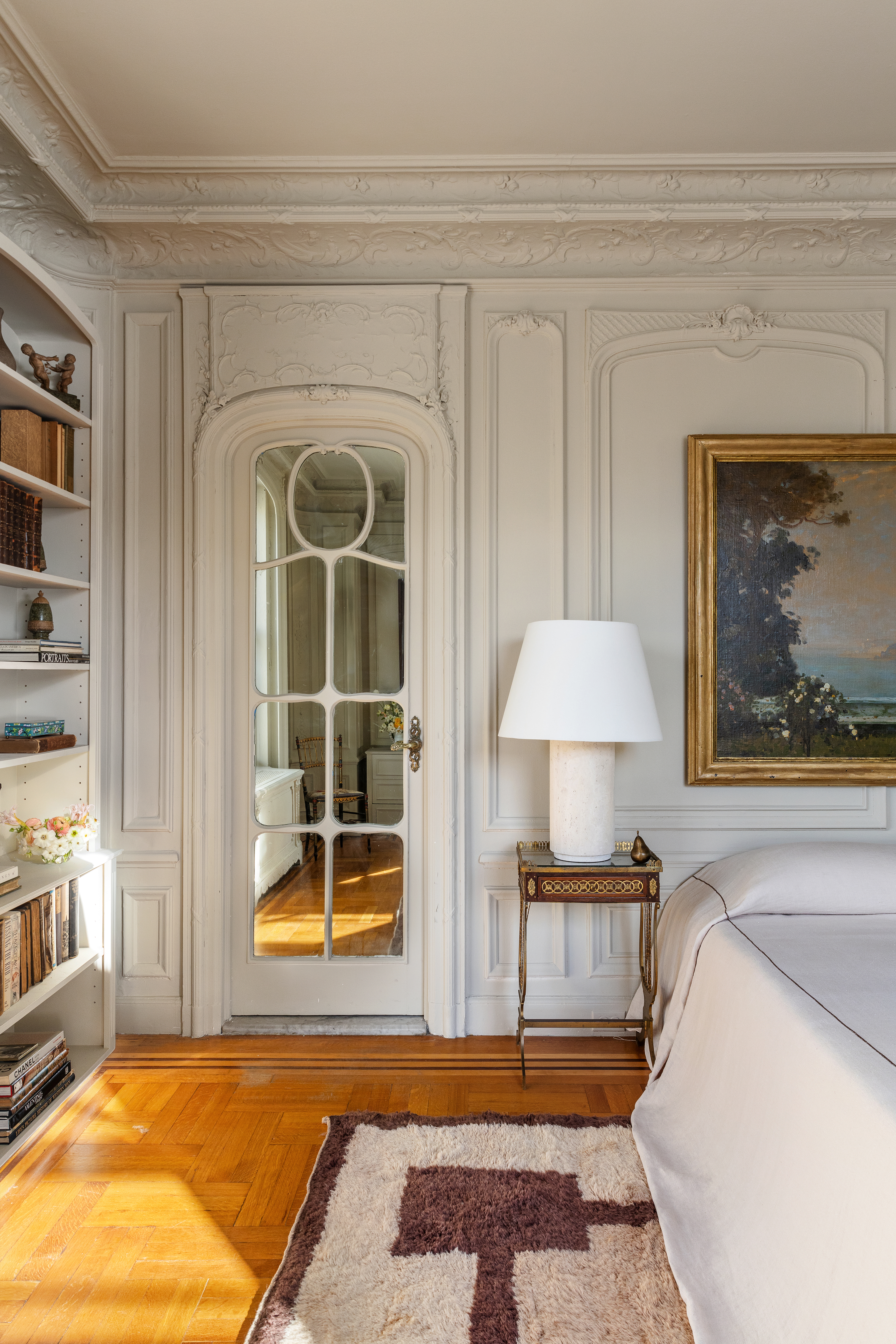 1136 5th Avenue, Unit 6A Manhattan, NY 10128 - Photo 32 of 44 a front view of a house with a rug