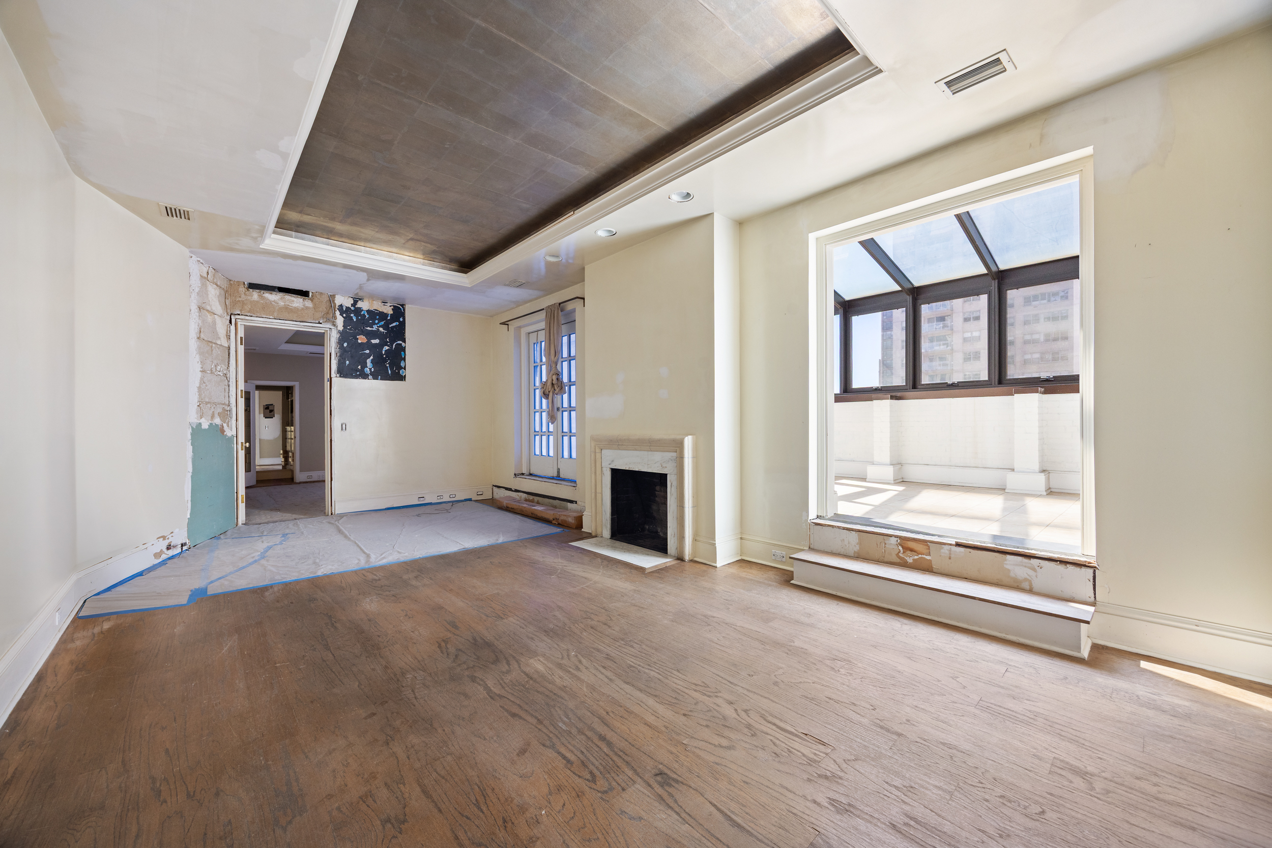 410 East 57th Street, Unit PHC Manhattan, NY 10022 - Photo 3 of 7