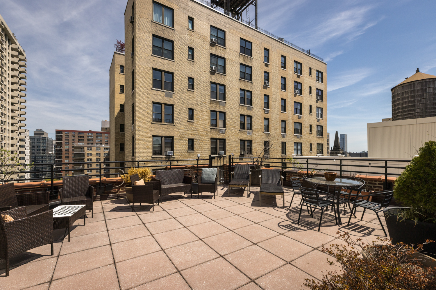 65 West 95th Street, Unit 8C Manhattan, NY 10025 - Photo 13 of 15