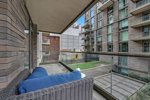 $1,500,000 | 505-513 West 43rd Street, Unit 3M | Hell's Kitchen