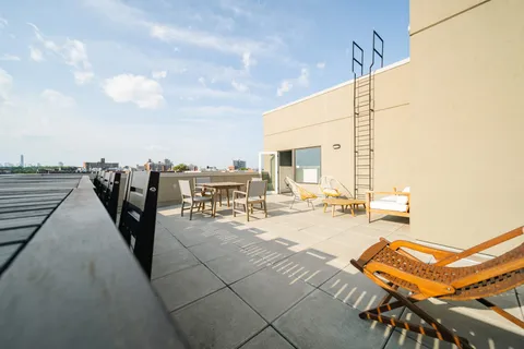 $575,000 | 15 East 19th Street, Unit 1B | Prospect Park South