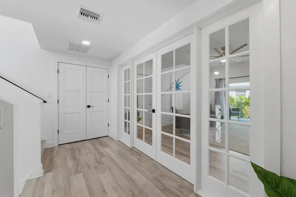 $2,350,000 | 2813 Kipps Colony Drive South, Gulfport, FL 33707