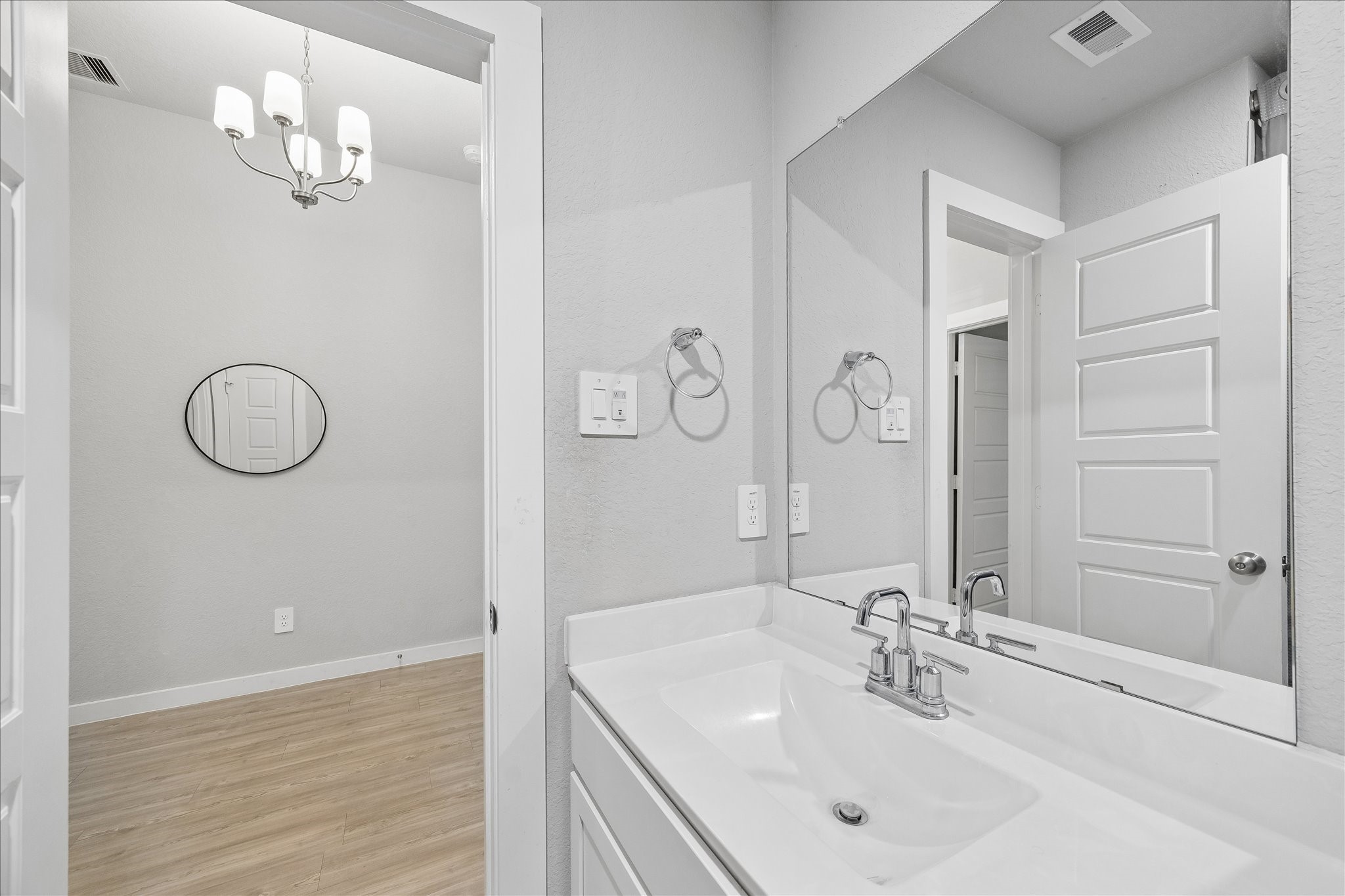 249 Rustic Ridge Circle Magnolia, TX 77354 - Photo 11 of 20 Gallery Image 11