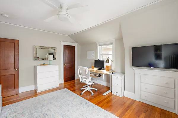 $1,445,000 | 9 Kingsboro Park, Jamaica Plain, MA 02130
