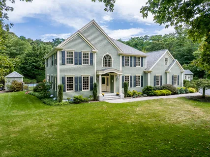 $1,695,000 | 5 Pine Street, Sandwich, MA 02563