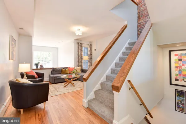 Contact Agent | 629 5th Street Northeast, Washington, DC 20002
