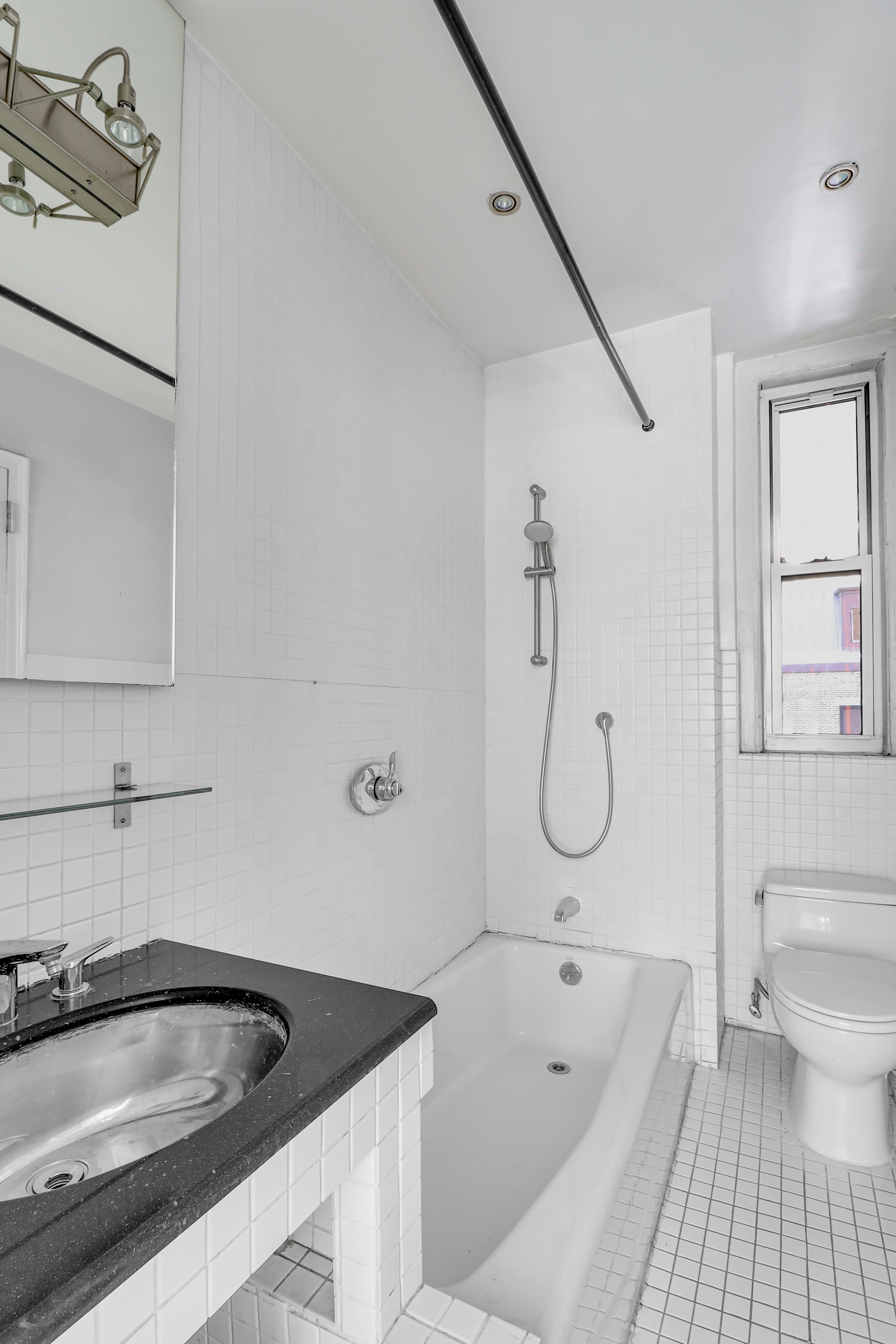 269 West 72nd Street, Unit 6AB Manhattan, NY 10023 - Photo 8 of 11