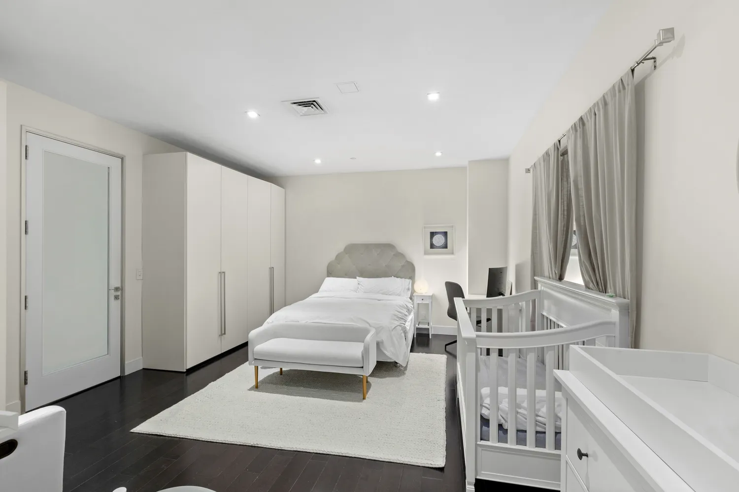 $1,325,000 | 111 Fulton Street, Unit 424 | Financial District