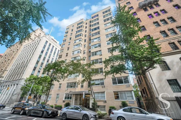 $675,000 | 7 Lexington Avenue, Unit 5E | Gramercy