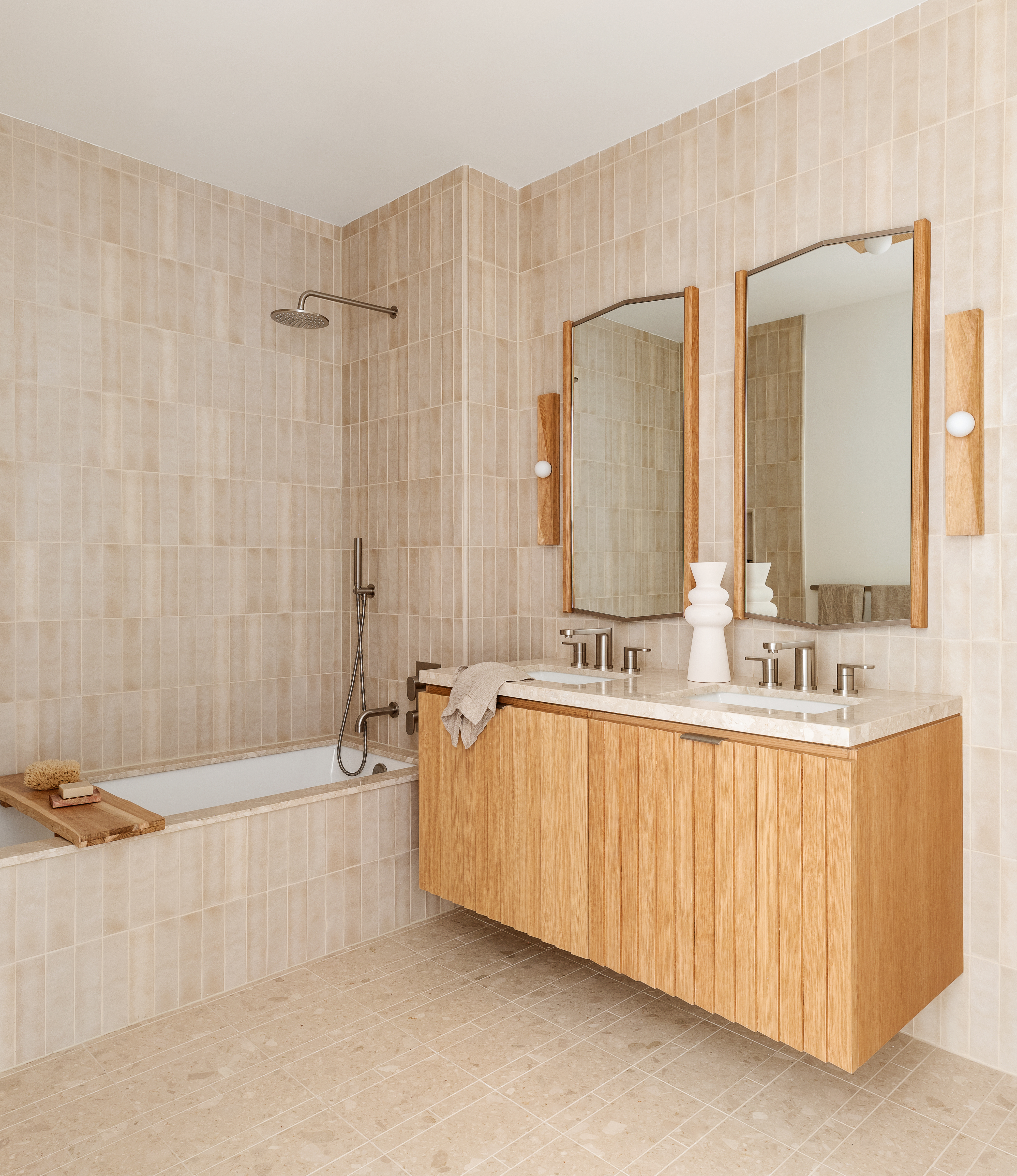 323 Bergen Street, Unit PH608E Brooklyn, NY 11217 - Photo 12 of 37 a bathroom with a bathtub and a sink