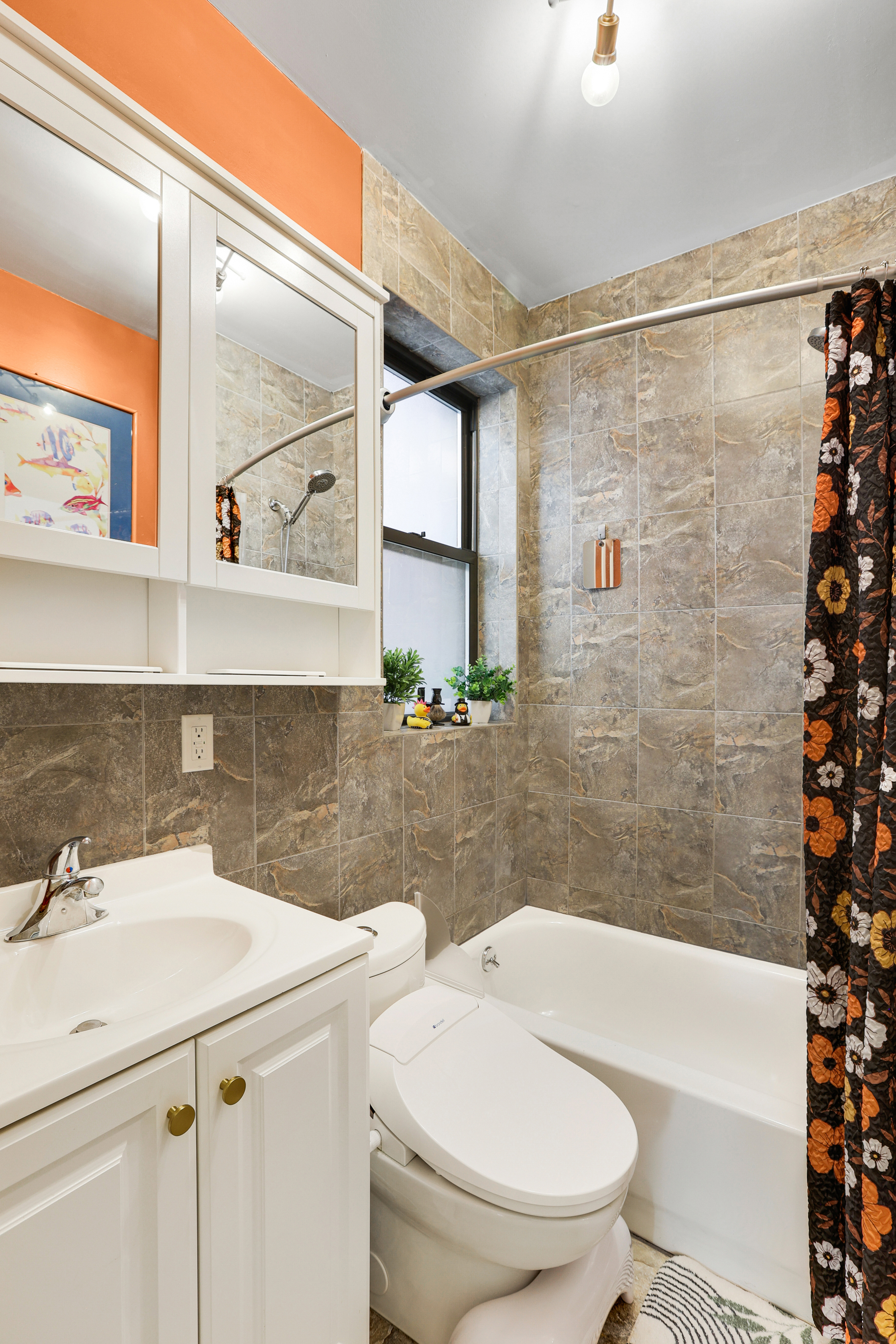 242 West 104th Street, Unit 4EF Manhattan, NY 10025 - Photo 11 of 12