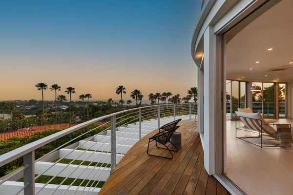$4,950,000 | 6375 Gayton Place, Malibu, CA 90265