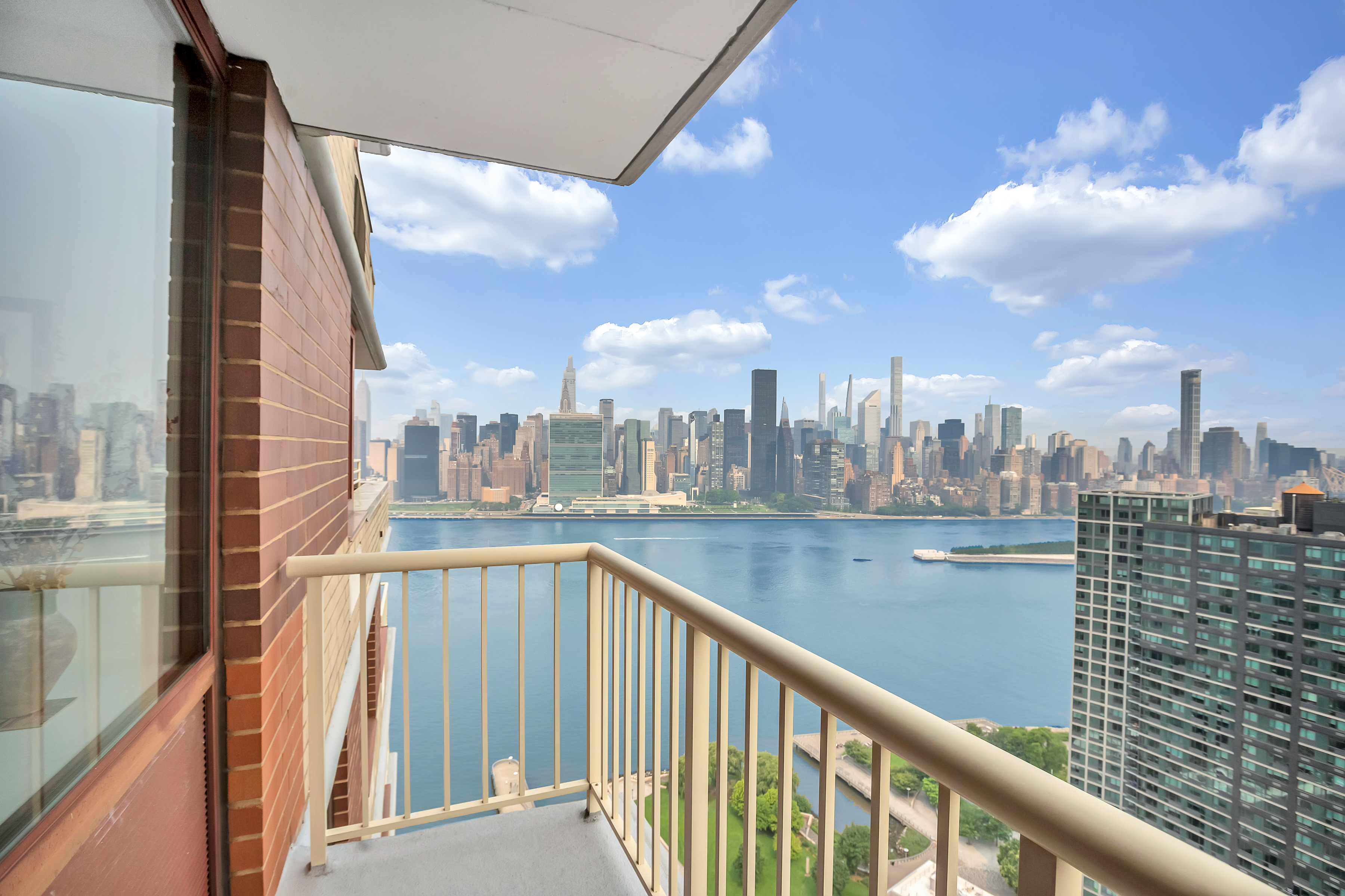 4-74 48th Avenue, Unit 38C Queens, NY 11109 - Photo 4 of 9