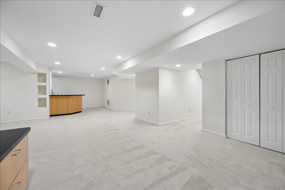 18710 Severn Road Gaithersburg, MD 20879 - Photo 74 of 96
