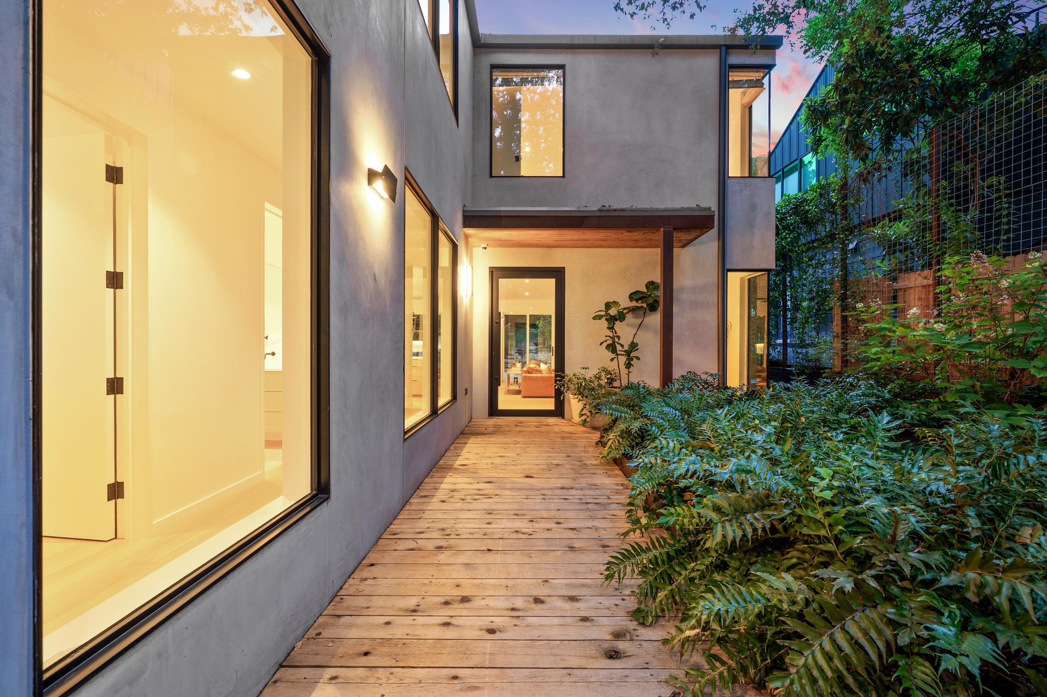 1206 Bickler Road Austin, TX 78704 - Photo 9 of 65