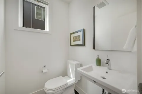 $1,150,000 | 307 14th Avenue East, Unit B, Seattle, WA 98112