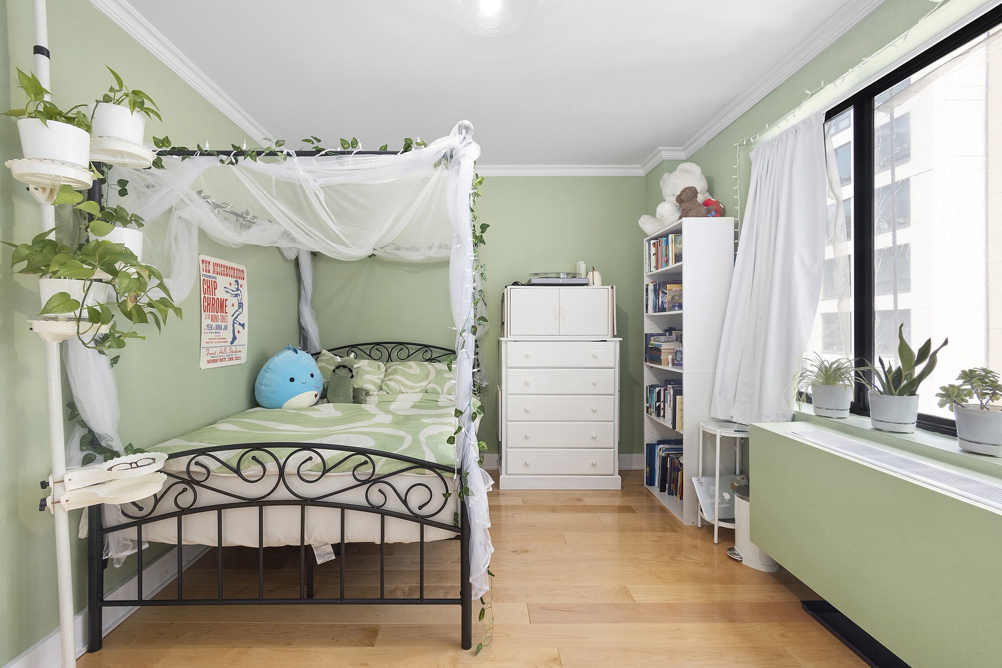 211 West 71st Street, Unit 7A Manhattan, NY 10023 - Photo 7 of 9