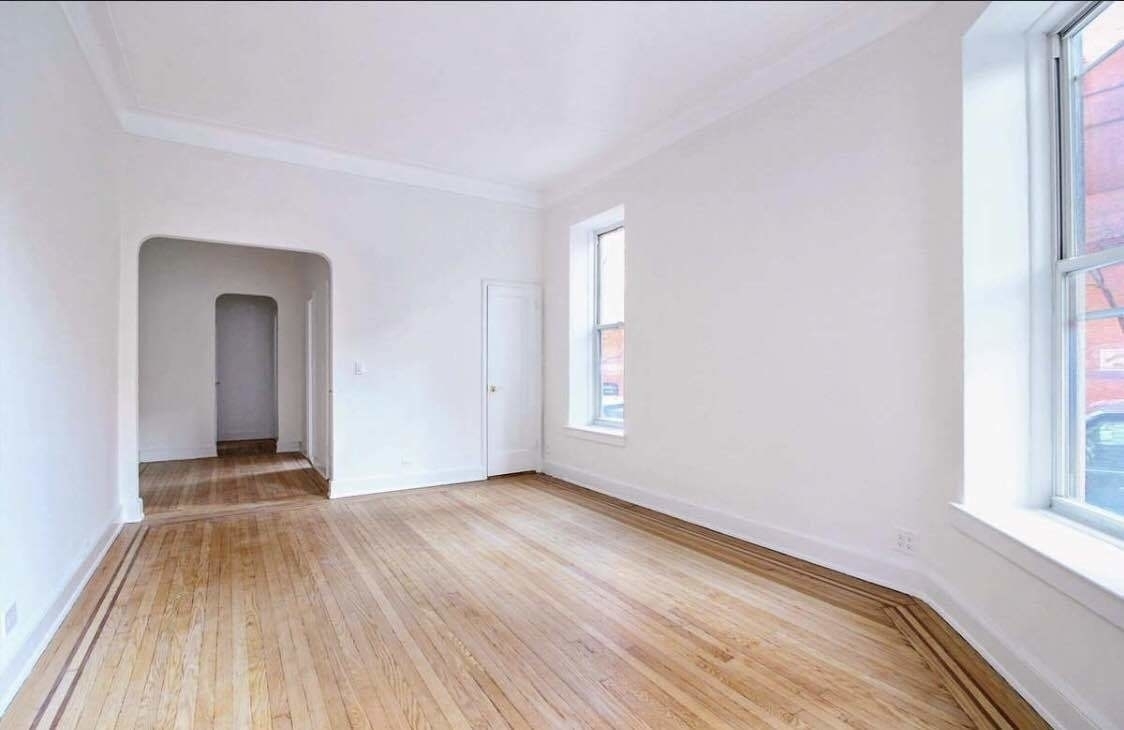 27 East 94th Street, Unit 1A Manhattan, NY 10128 - Photo 3 of 5