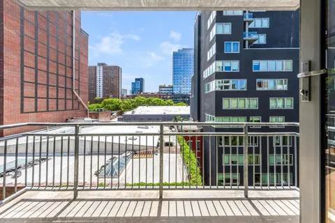 $5,500 | 444 West 19th Street, Unit 602 | Chelsea