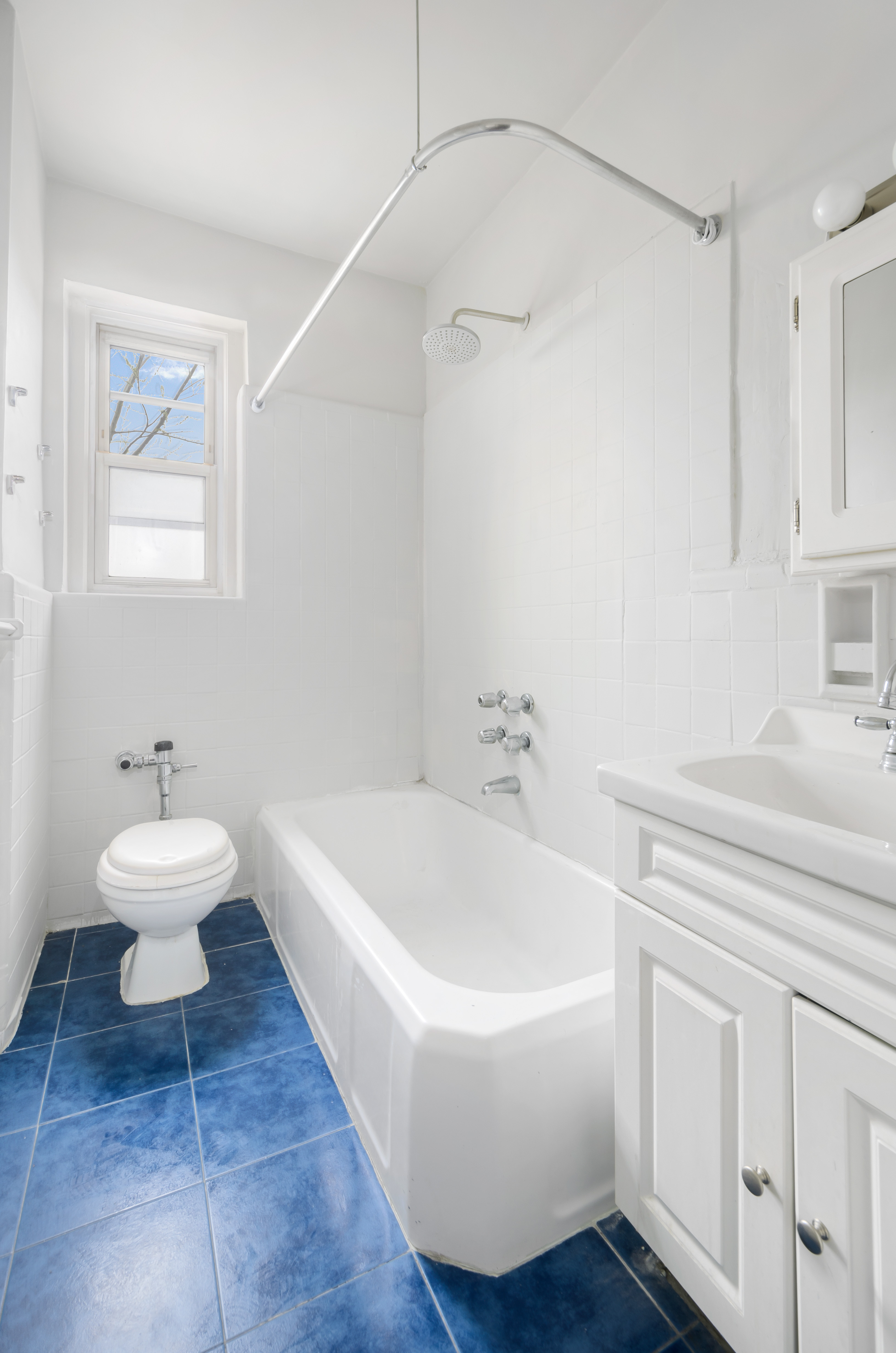 280 Ocean Parkway, Unit 4S Brooklyn, NY 11218 - Photo 7 of 8